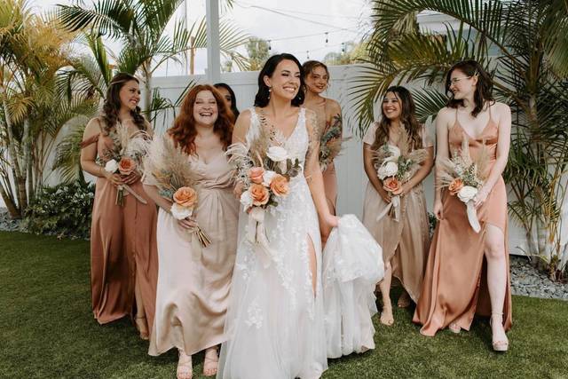 Bridal Photos in Courtyard