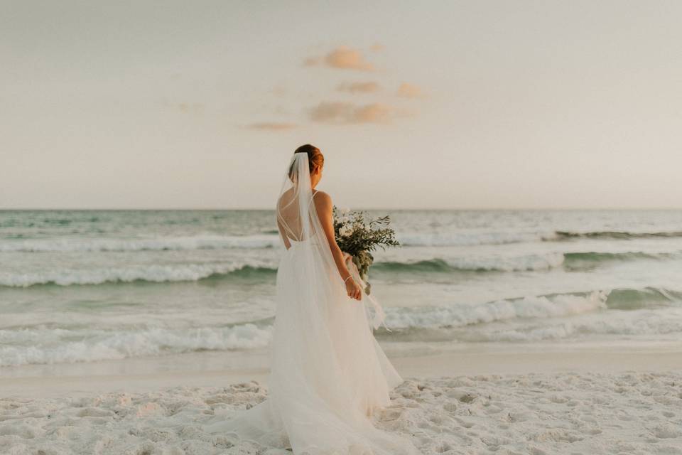 Sunset in paradise- Sarah & Paul Photography