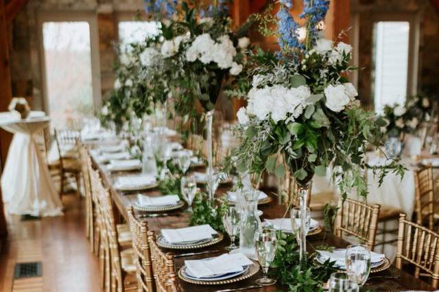 Head table arrangement