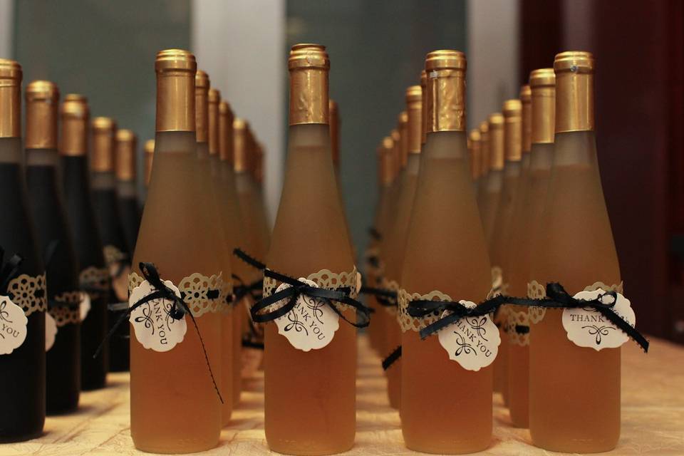 Wedding Favors (Wine)