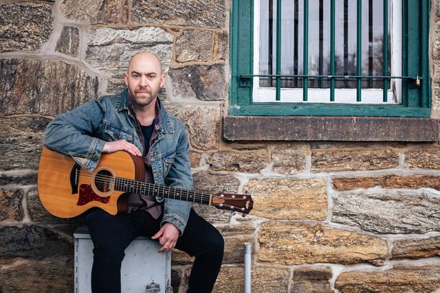 Guitar man