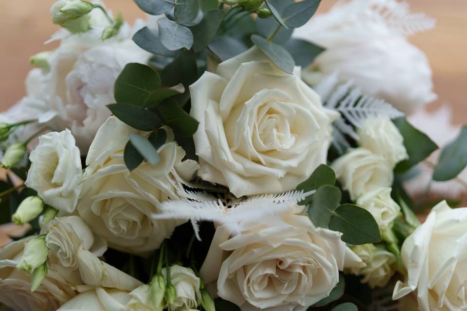 White wedding- Florals