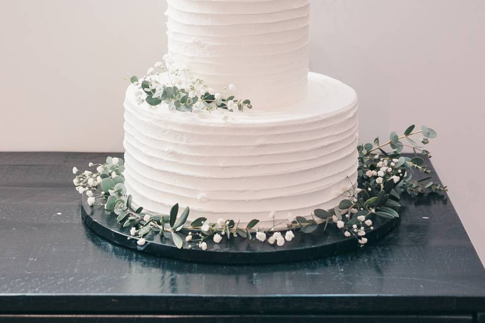 Cute Cakes - Wedding Cake - Escondido, CA - WeddingWire