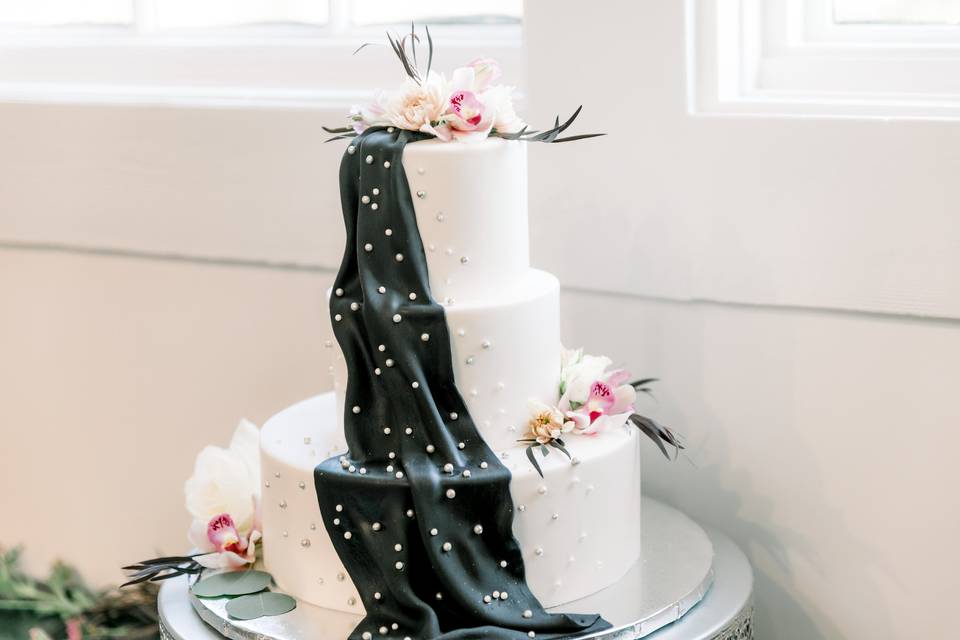 star trek wedding cake