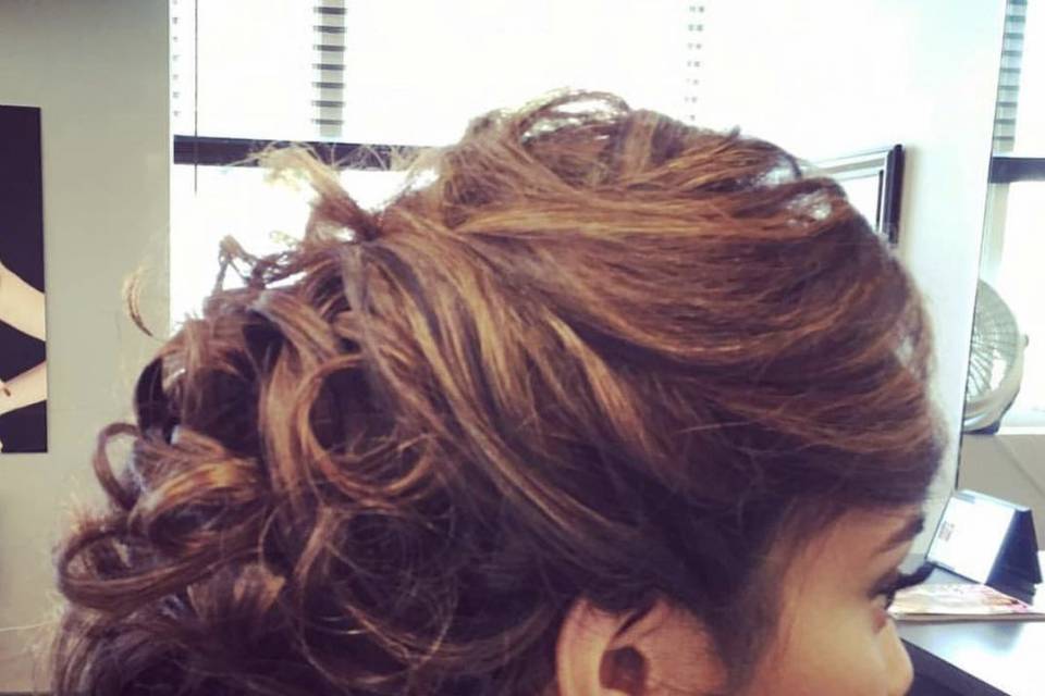 Twisted buns