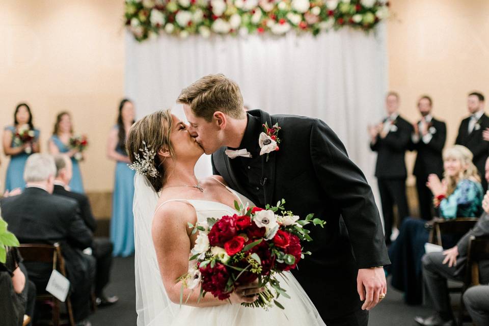 A Modern, Nautical Wedding at the Institute of Contemporary Art in Boston,  Massachusetts