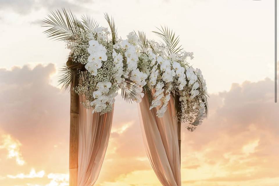 Reception Table Setting