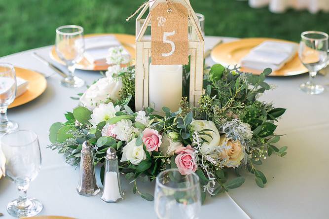 Round lantern and flowers