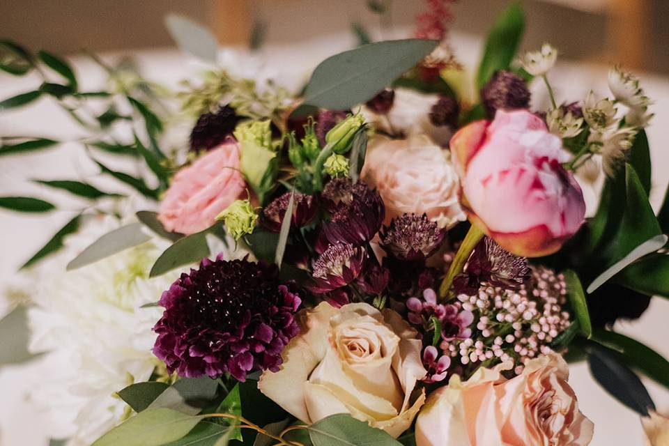 Gold & red flower arrangement