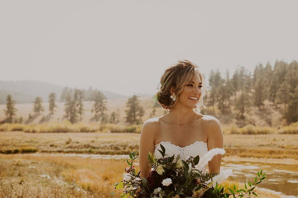 Moody burgundy Bridal bouquet