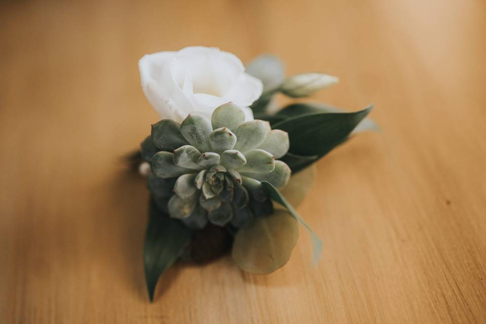 Succulent boutonniere