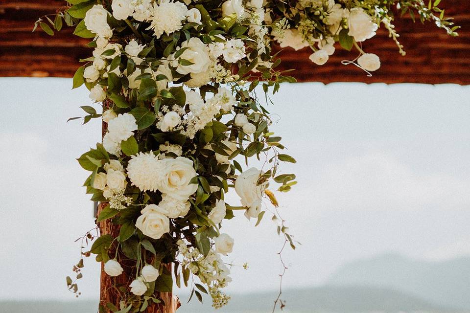 Ceremony arch arrangement