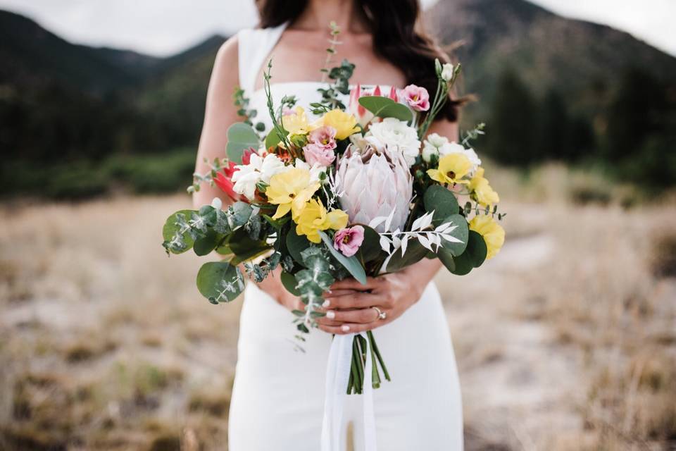 Bright elopement bouquet