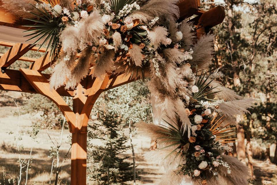 Pampas grass ceremony flowers