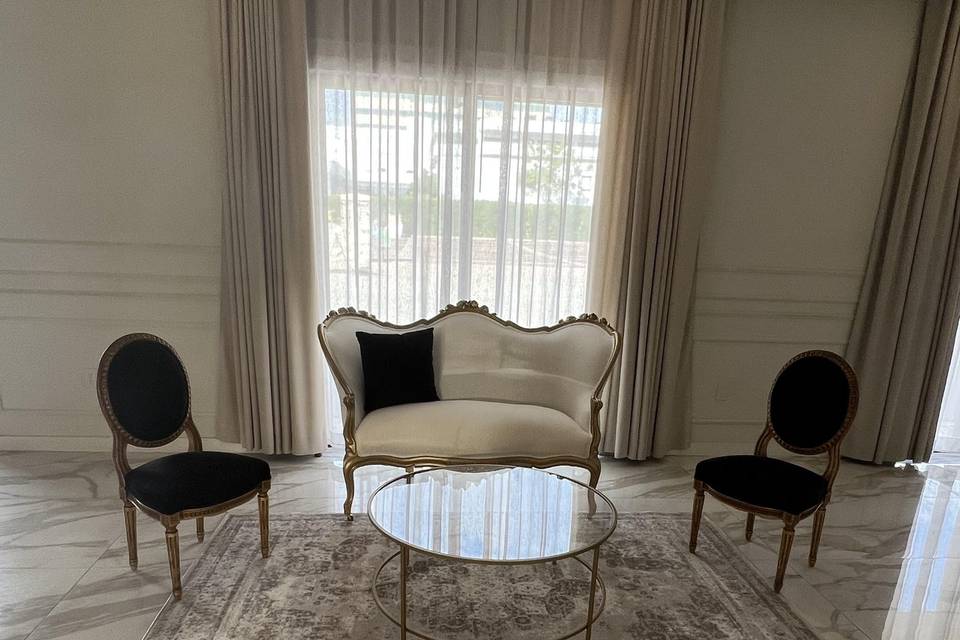 Vintage Seating Area