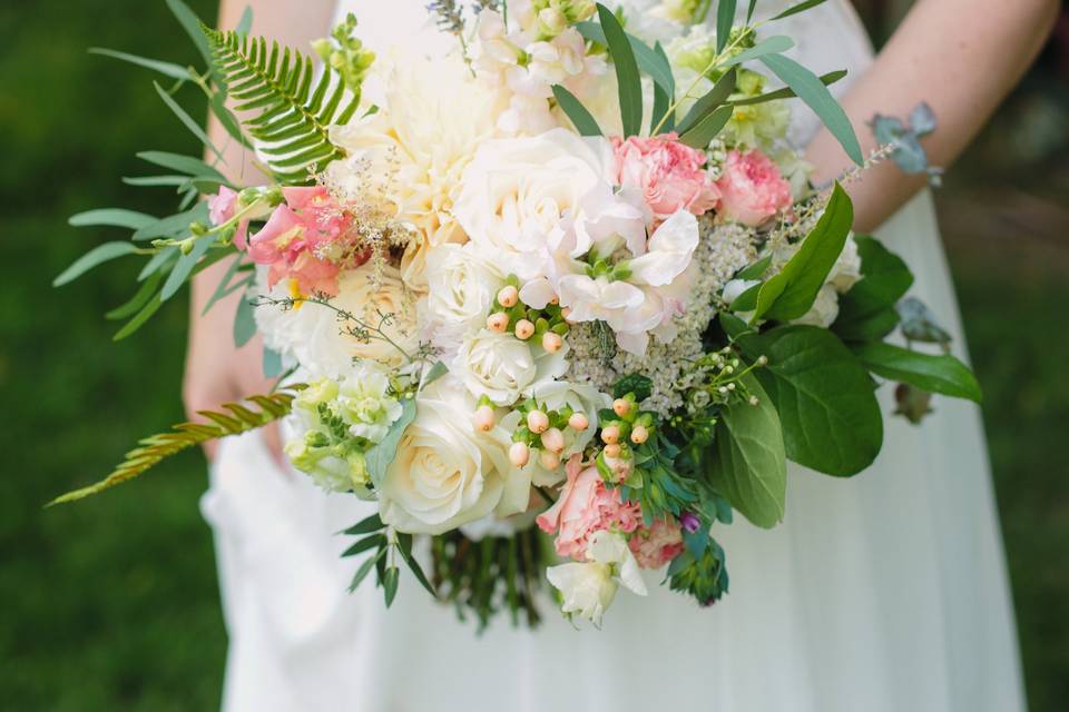 Romantic bridal bouquet