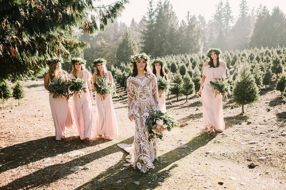 Greenery bridesmaid bouquets