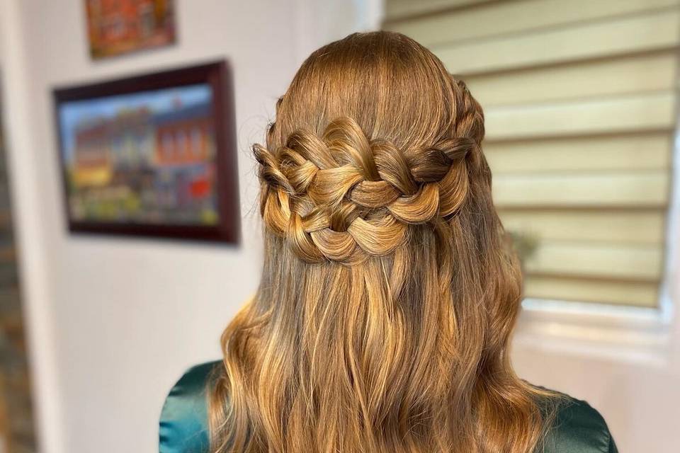 Braided hairstyle