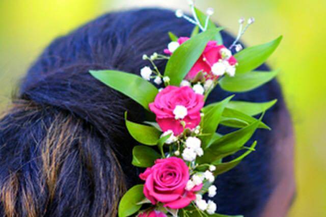 Floral hair clip