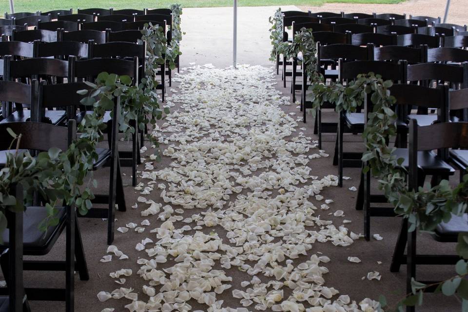 Petals on the aisle