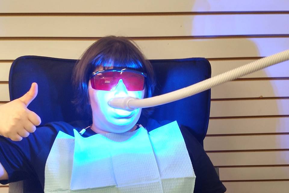 Brooke during her teeth whitening