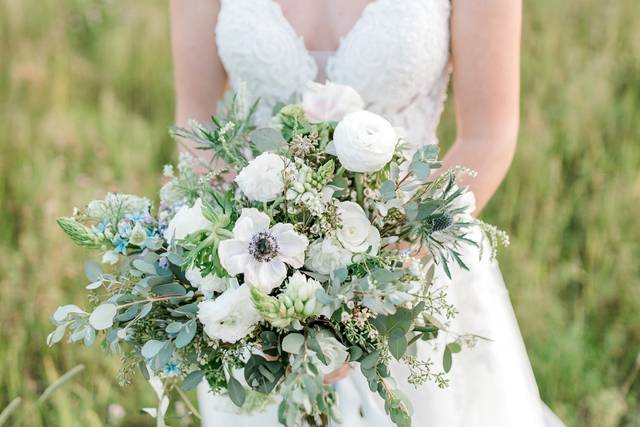 Spring blues and pops of white