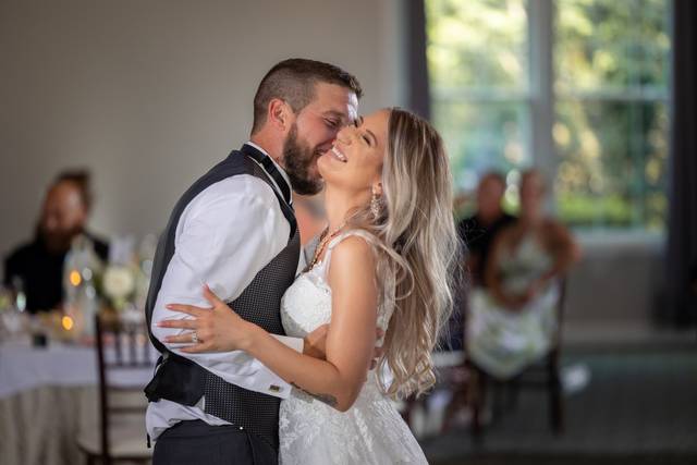 First dance joy
