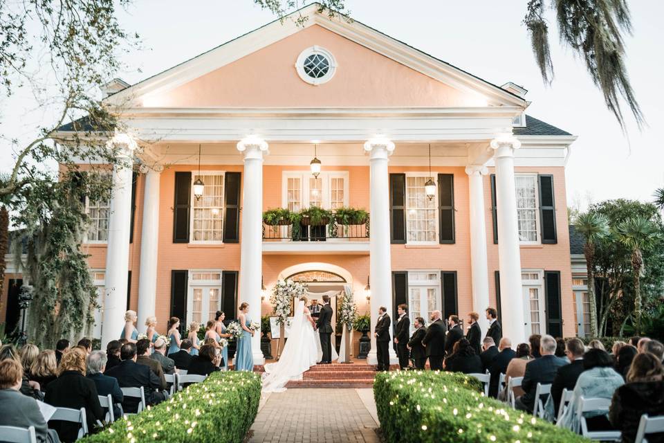 Southern Oaks Plantation  New Orleans Destination Wedding