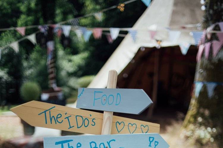 Wedding signs