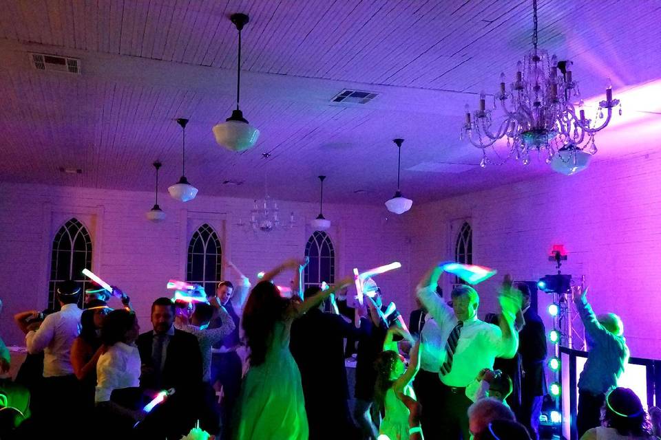 Wedding Rave? Yes, Please!