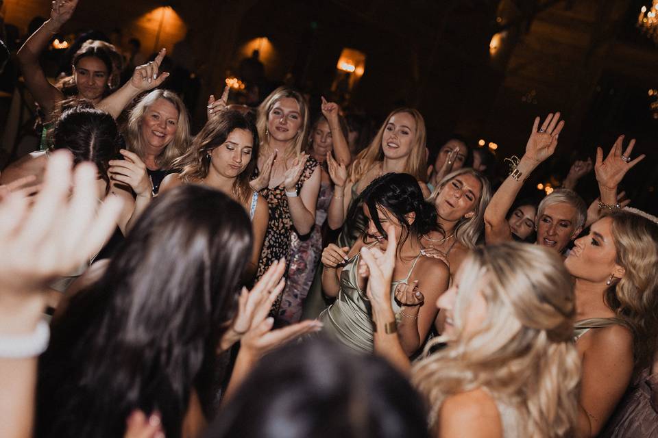Dancing Queens