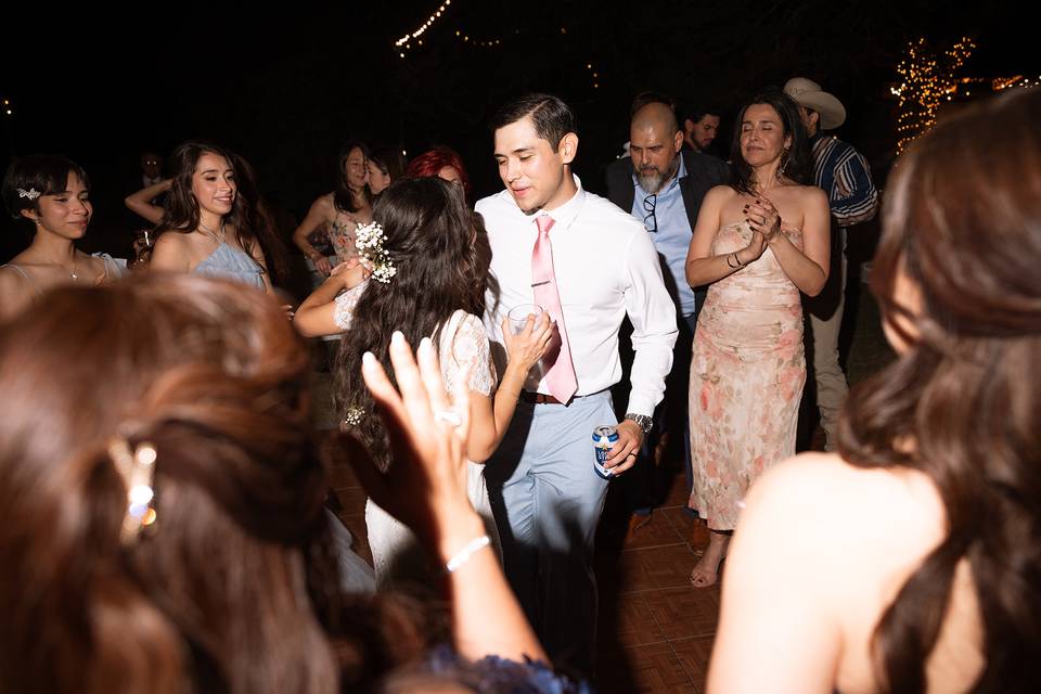 Dance floor convos