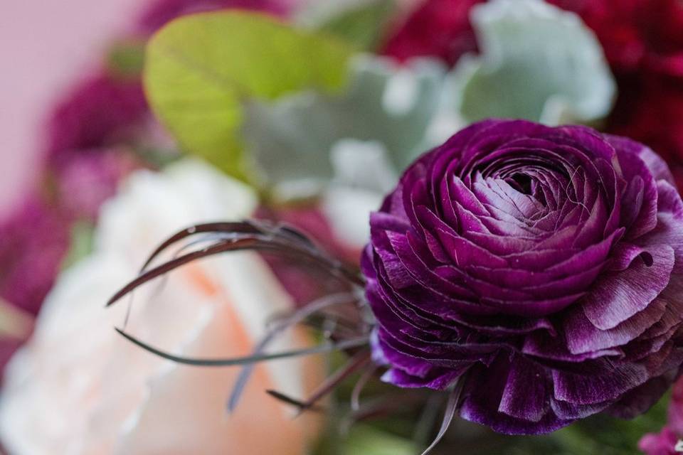 Rich and dark bridal bouquet