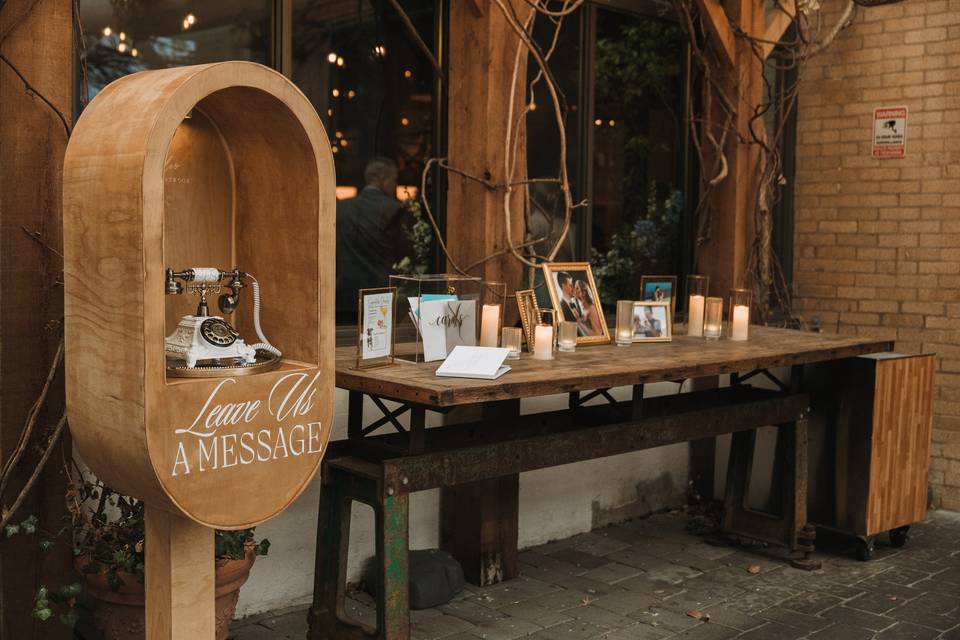 Mini Booth