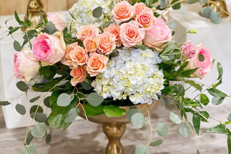 Hydrangea centerpiece