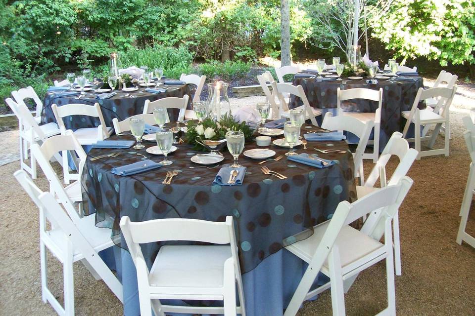 Outdoor seating - Fantastic Event Direction
