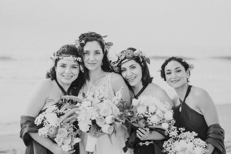 Black and white bridal party