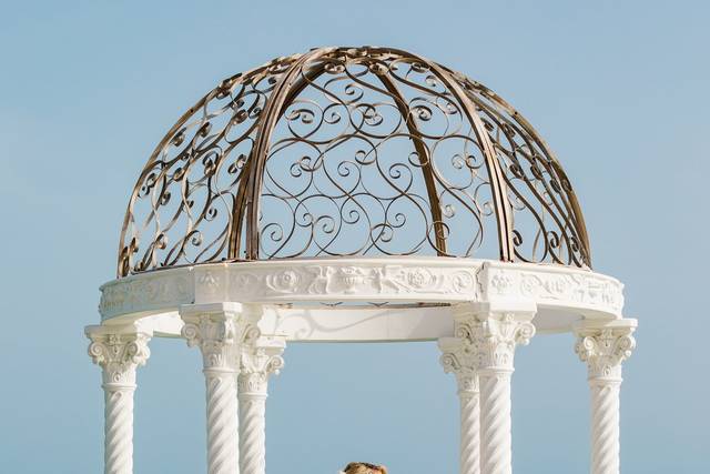 Pergola by the sea