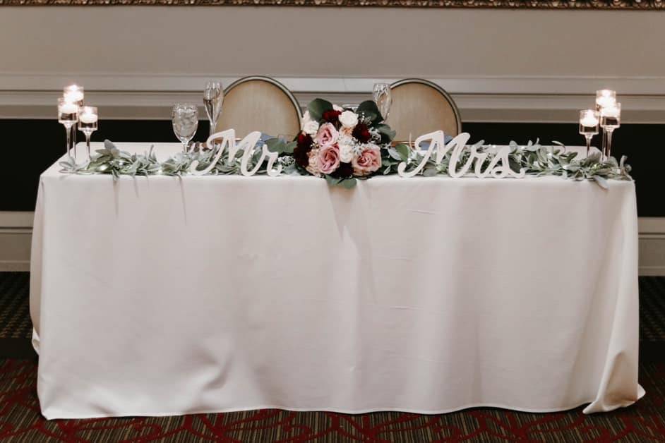 Sweetheart table