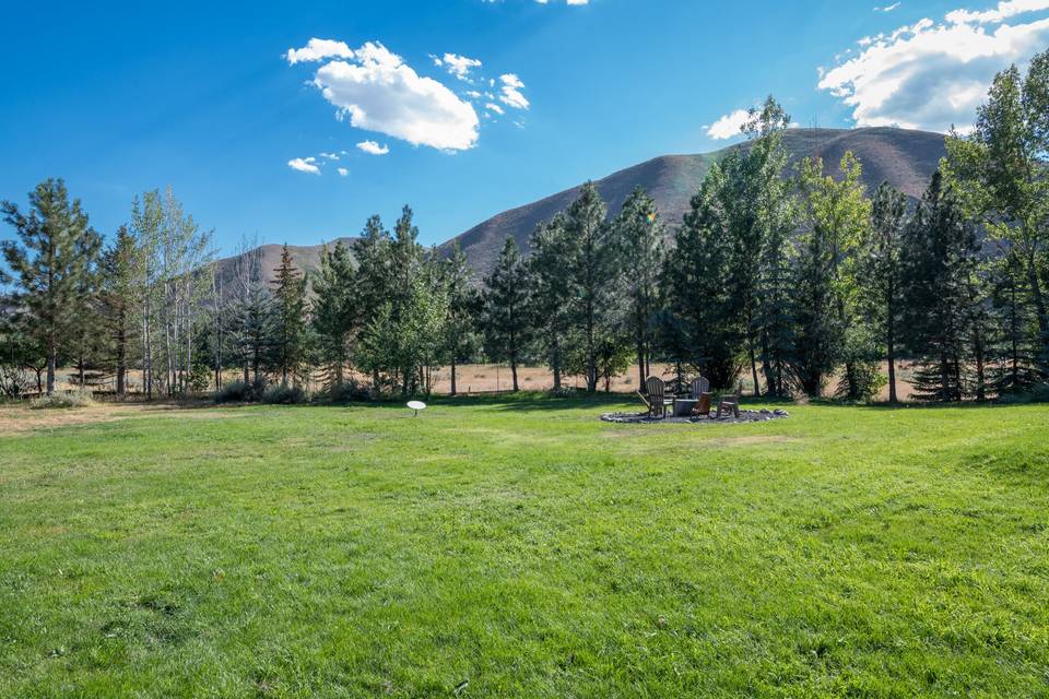 2+ acres with amazing views!