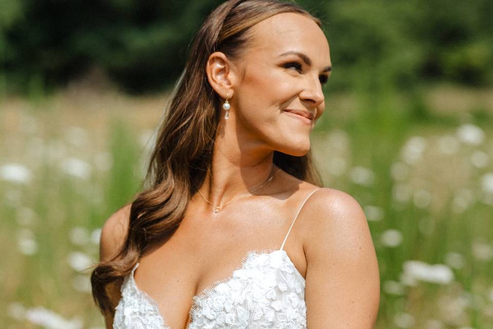 Wind mountain ranch bride
