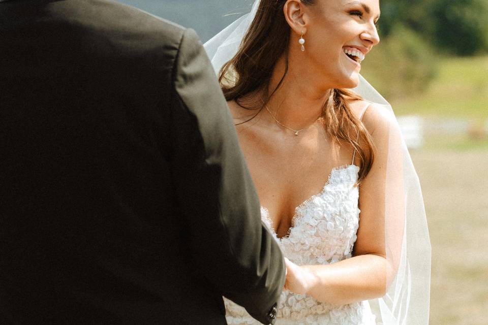 Wind mountain ranch ceremony