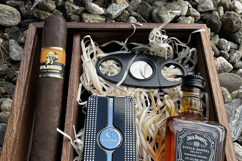 Custom Cigar Favor Box
