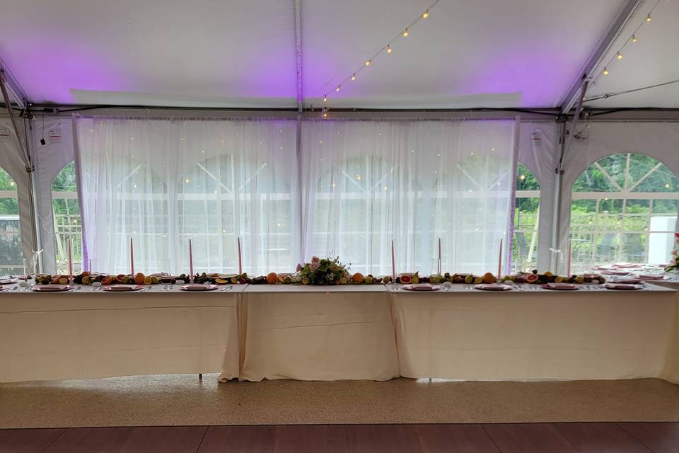 Head Table With Uplighting