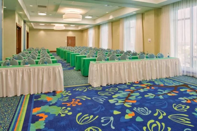 Holiday Inn Resort Pensacola Beach