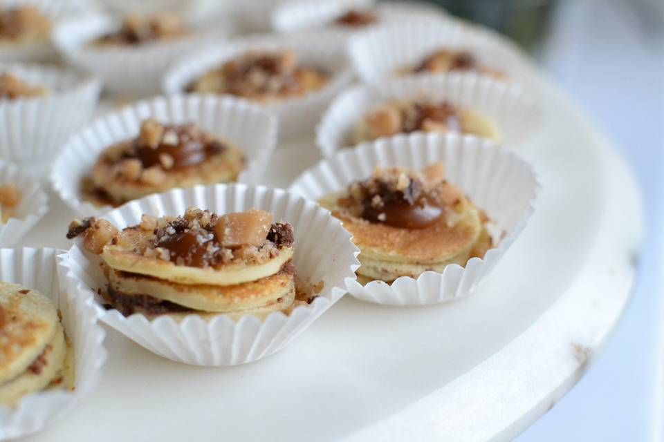 Chocolate-peanut butter minis