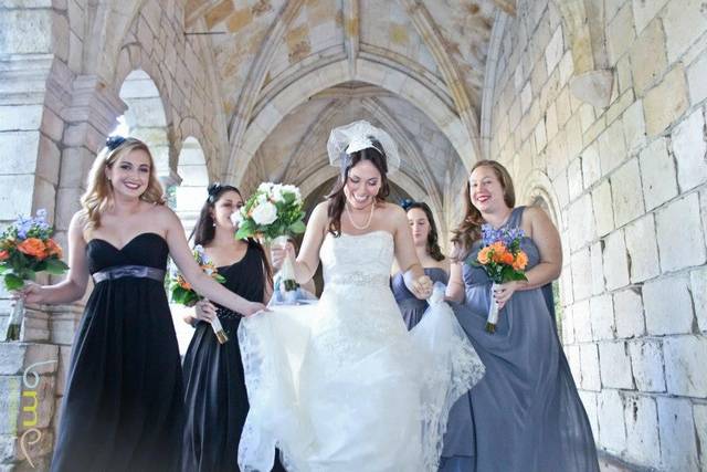 Bride and her bridesmaids