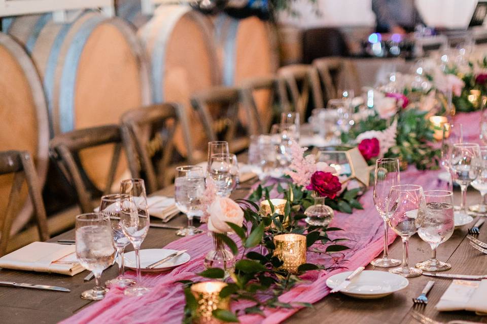 Flower centerpiece | Cassie Valente Photography