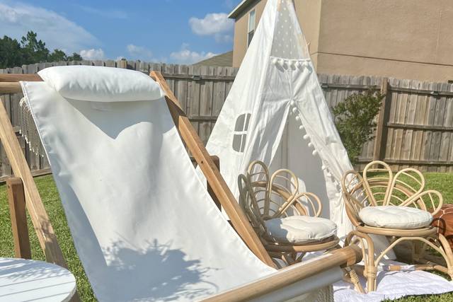 Decor and furniture for rent