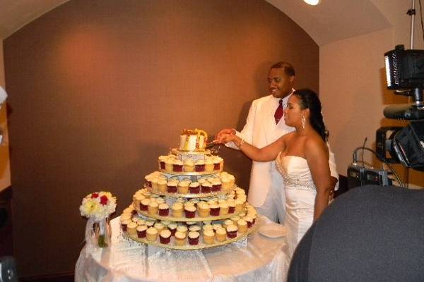 Cake cutting